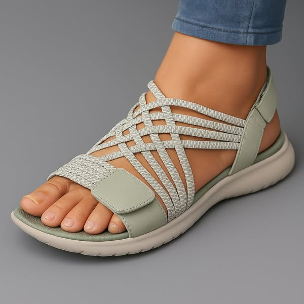 Sandalias ortopédicas verde claro con malla trenzada y tira ajustable con velcro