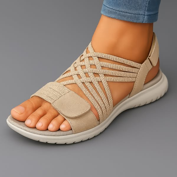 Sandalias ortopédicas beige con malla trenzada y tira ajustable con velcro