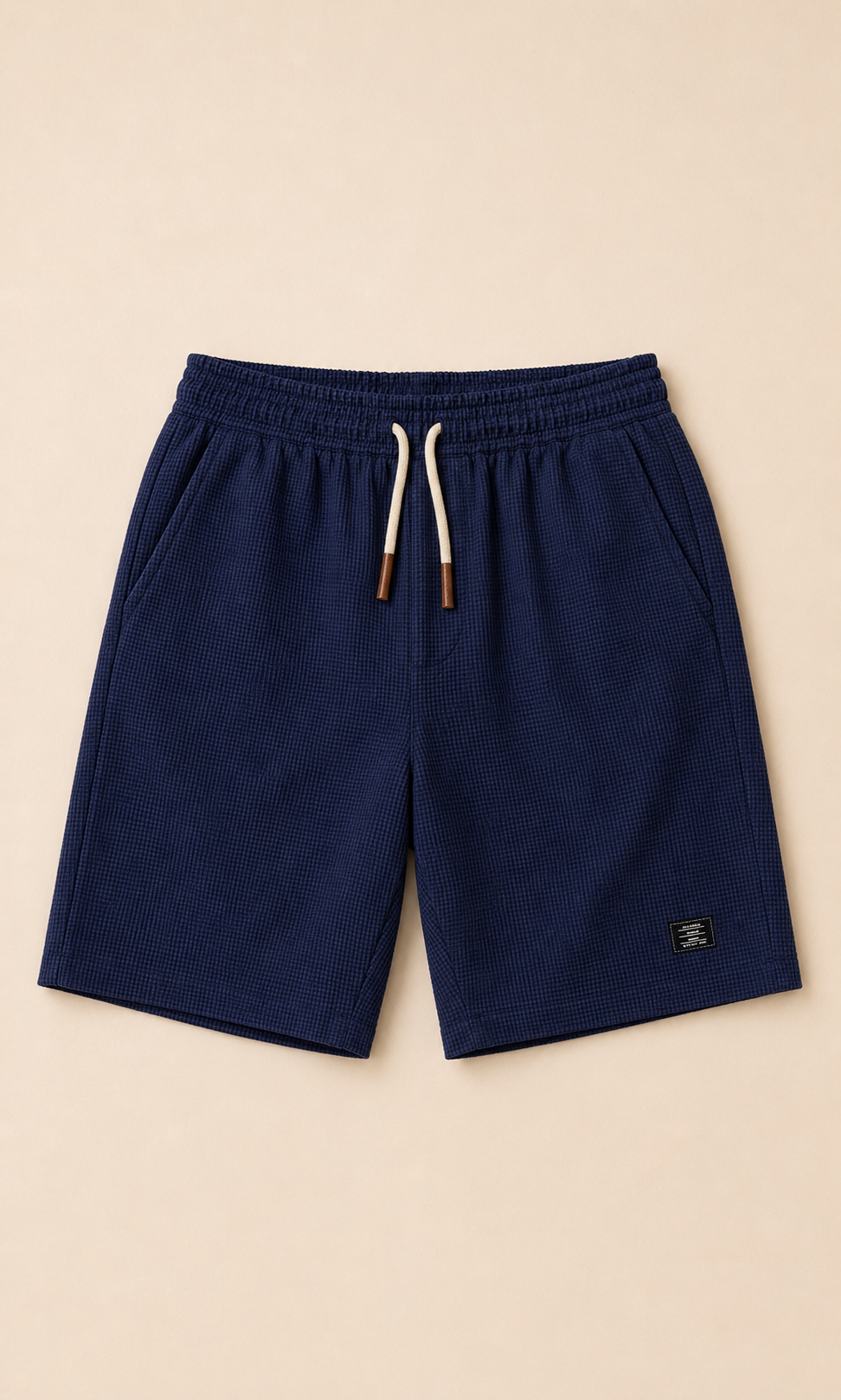 Shorts elegantes de hombre azul marino con cordón ajustable y parche