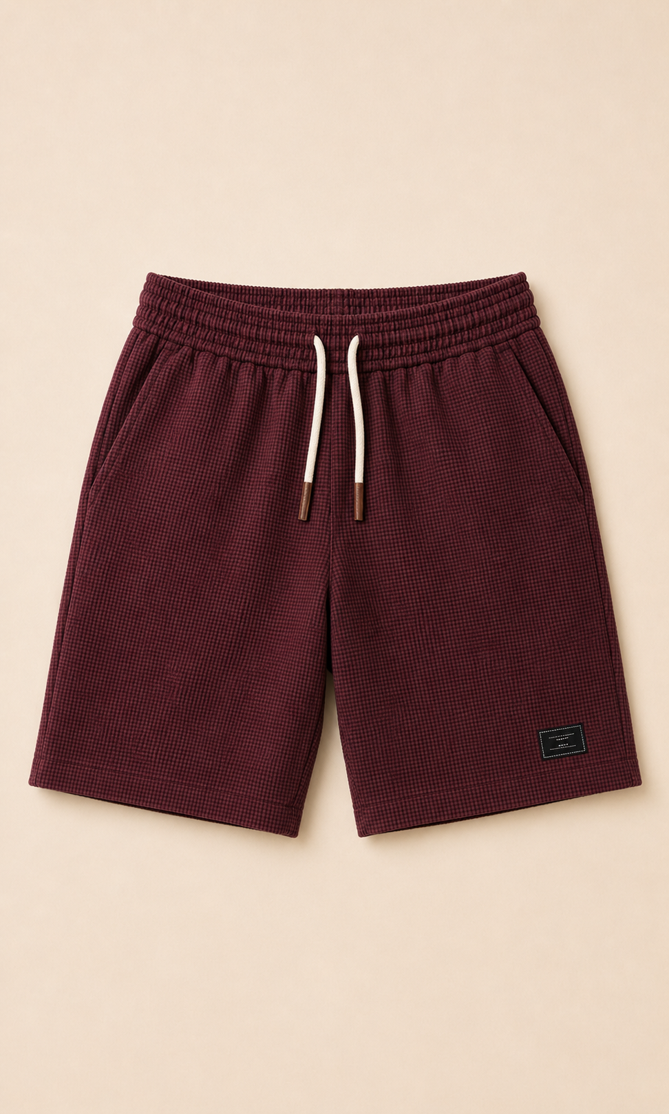 Shorts elegantes de hombre burdeos con cordón ajustable y parche rectangular