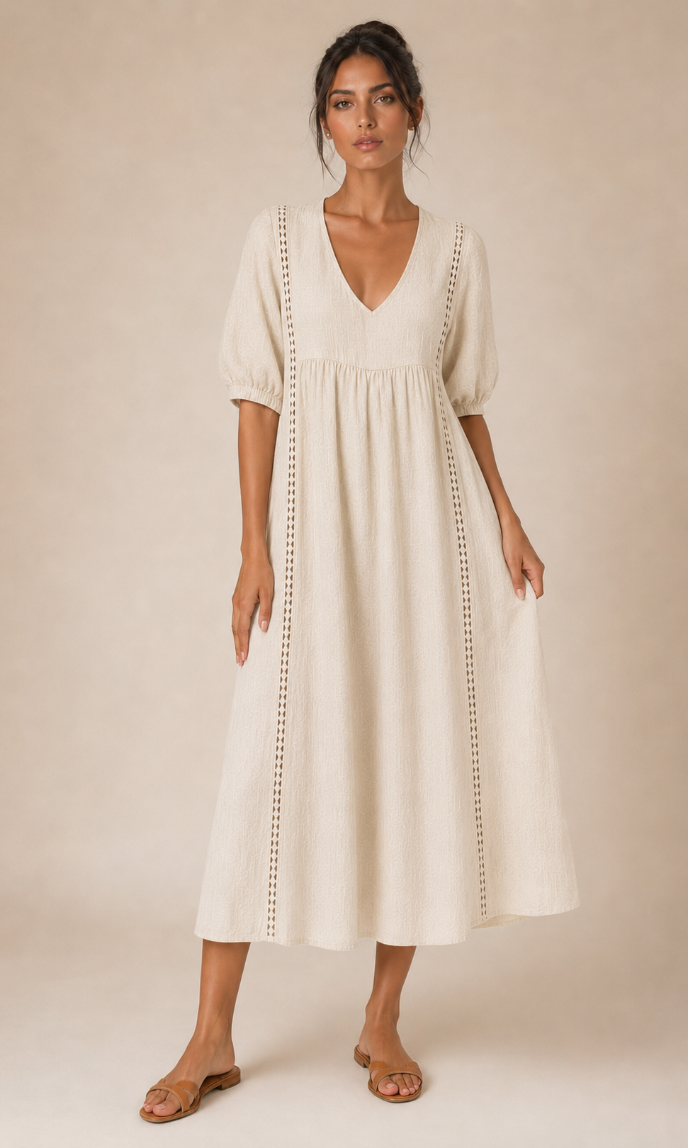 Vestido veraniego crema con escote en V, mangas abullonadas y bordado vertical, midi