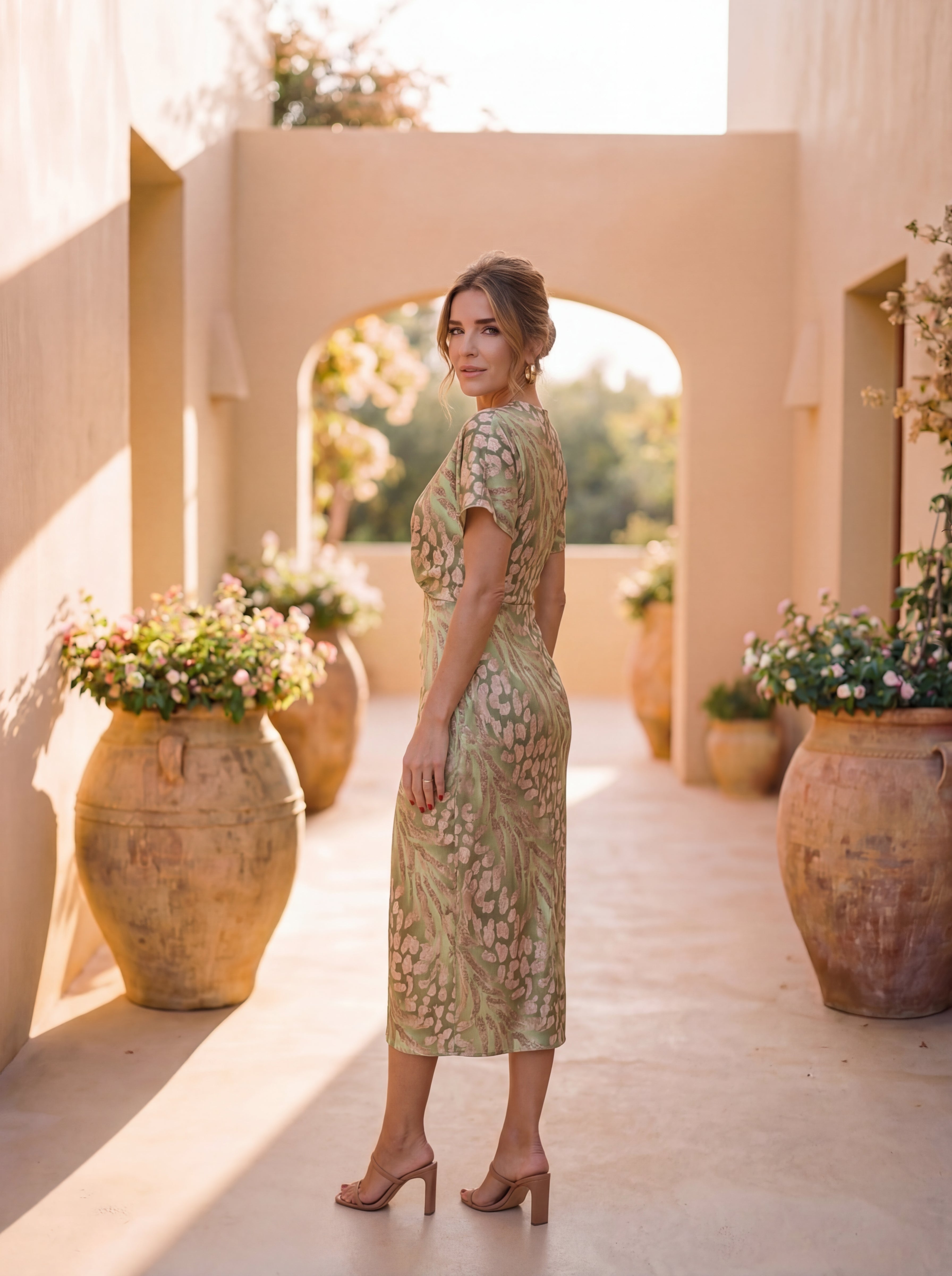 Vestido midi efecto estilizador Martina