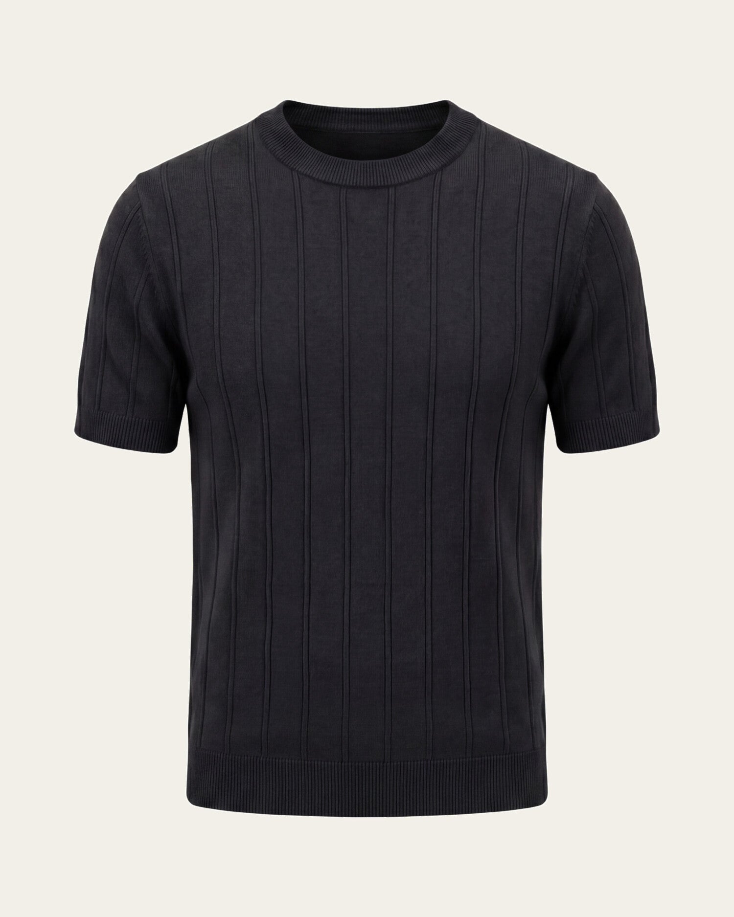 Camiseta negra de punto con cuello redondo y textura acanalada vertical
