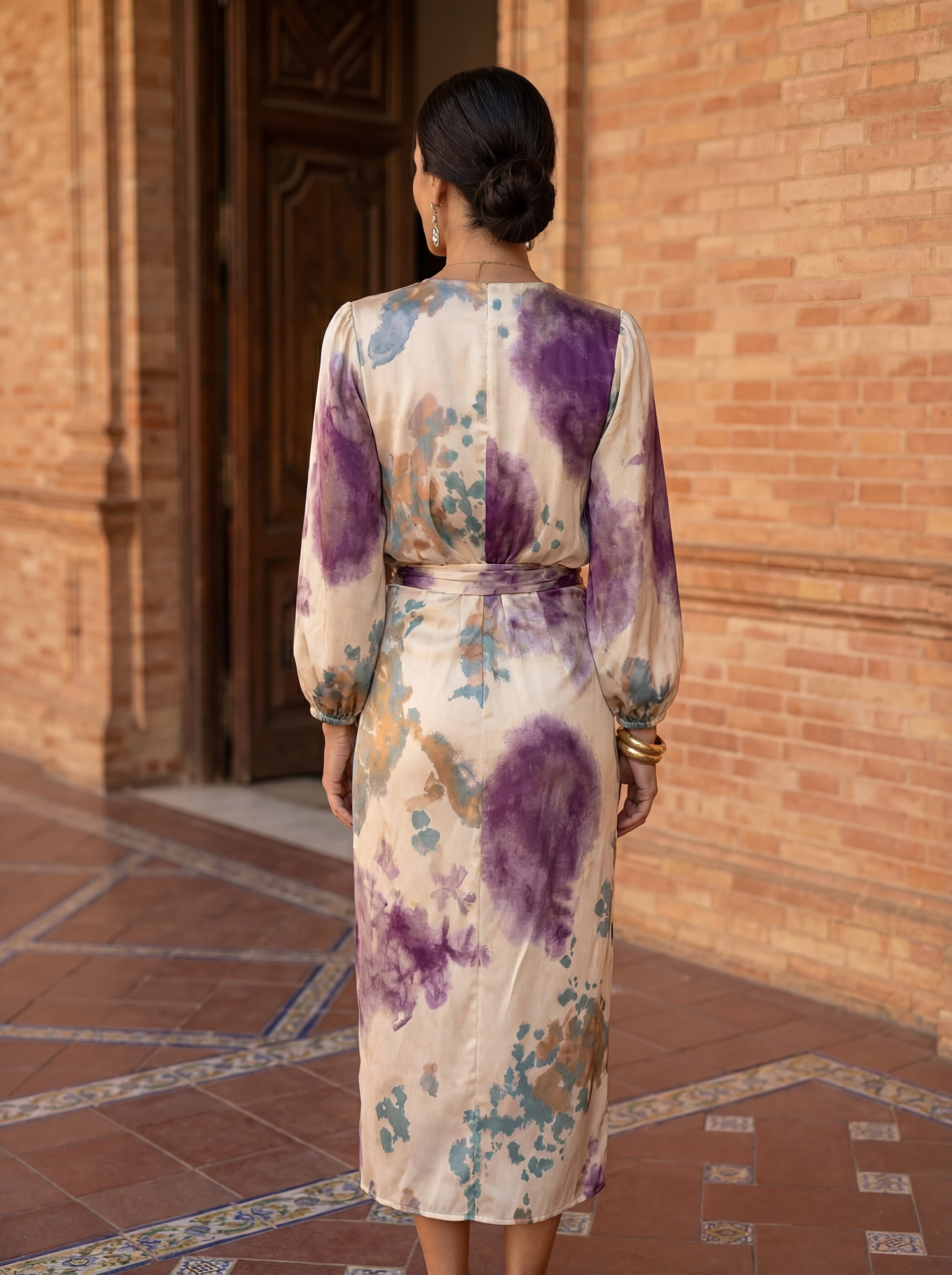 Vestido midi cuello en V Adriana
