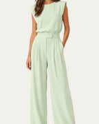 Conjunto Valentina verde hierba buena: blusa sin mangas y pantalón ancho de tiro alto con cinturón