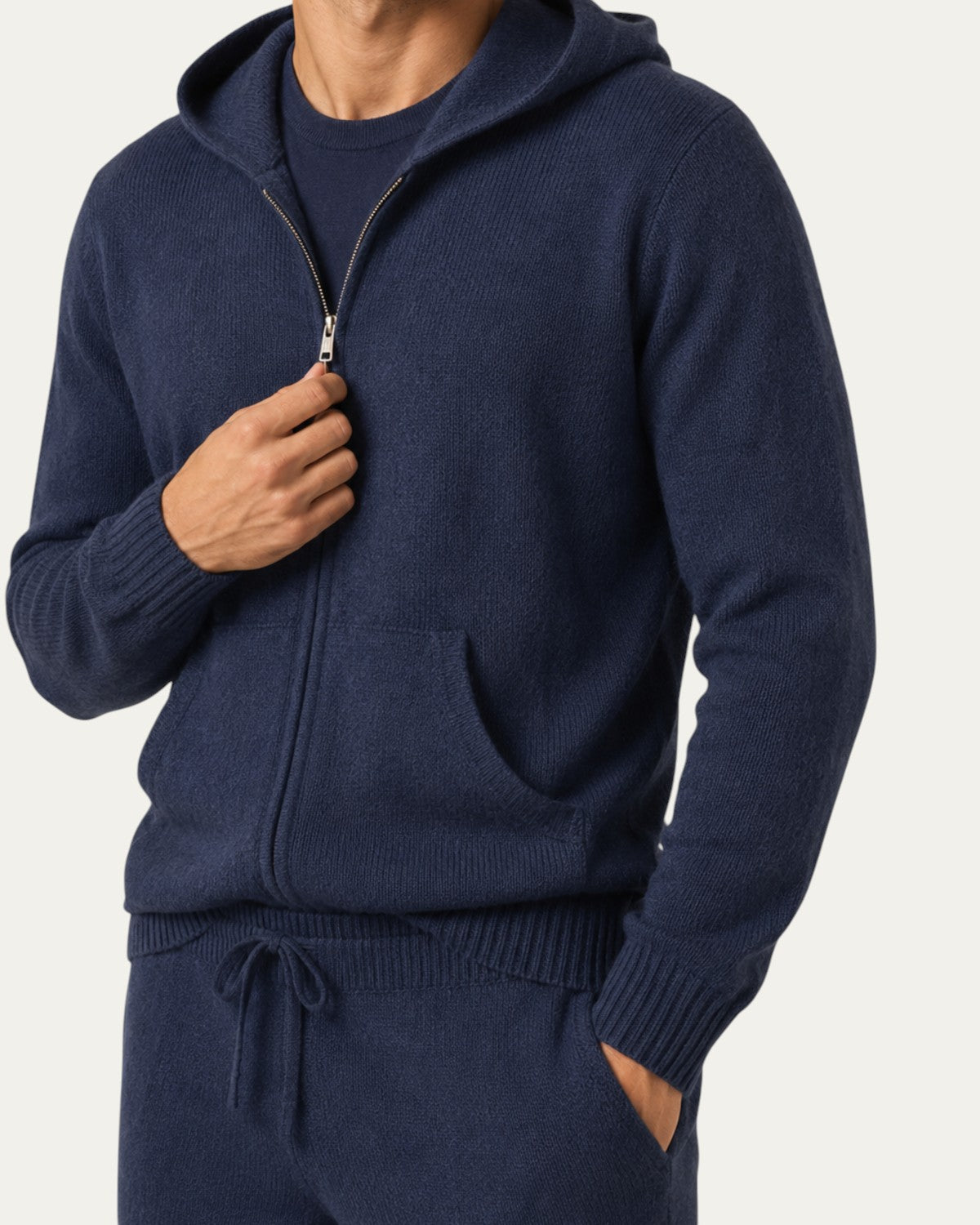 Sudadera azul marino Amalfi de cachemir con capucha, bolsillo canguro y cremallera
