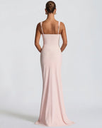 Vestido maxi rosa pálido liso con tirantes finos y caída larga