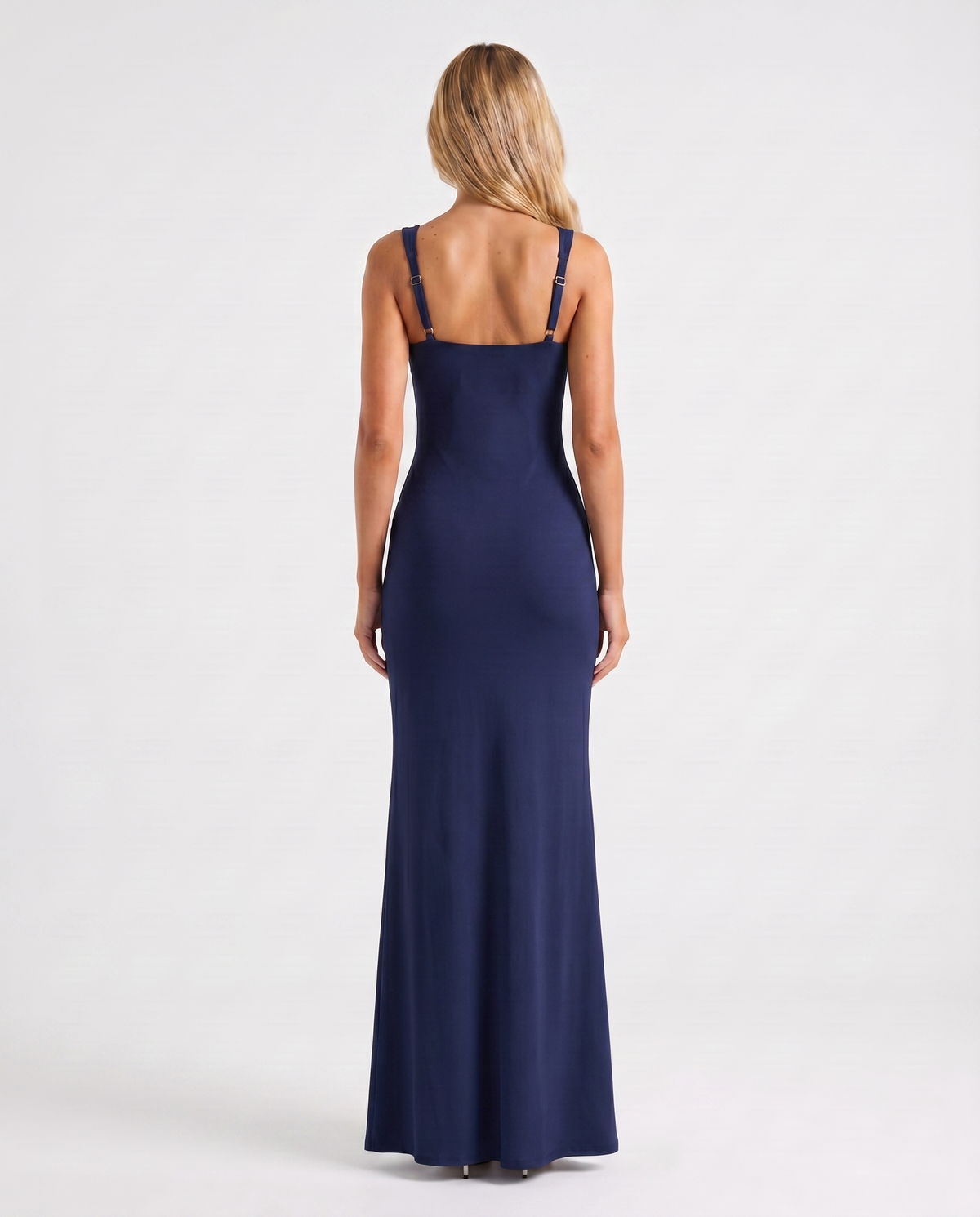 Vestido maxi FlorDeAzahar azul marino con espalda descubierta y tirantes finos