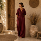 Mono largo rojo vino de lino y gasa con cuello V, cintura fruncida y manga kimono