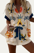 Conjunto de verano a juego: blusa beige con estampado y lazo azul marino, con shorts
