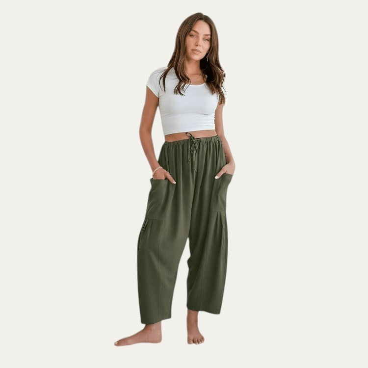 Pantalones fluidos kaki, cintura elástica con cordón, pierna amplia, largo a media pierna