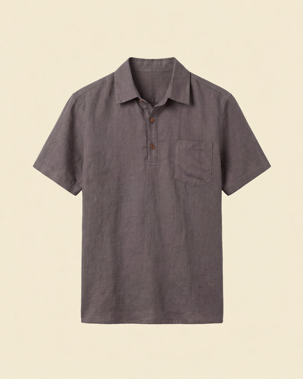 Camiseta de lino gris oscuro con cuello tipo polo y dos botones al frente