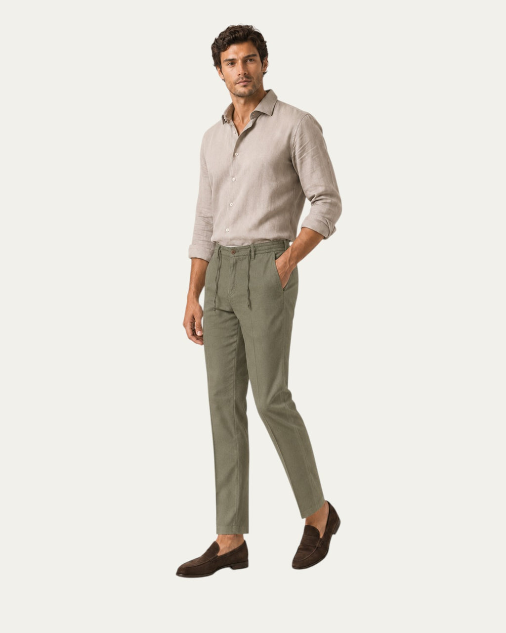 Pantalón diario de lino verde militar con bolsillos delanteros y trabillas, corte recto