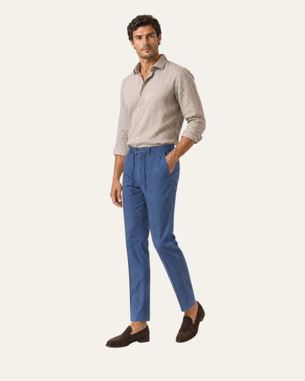 Pantalón diario de lino azul con bolsillos delanteros y trabillas, pierna recta